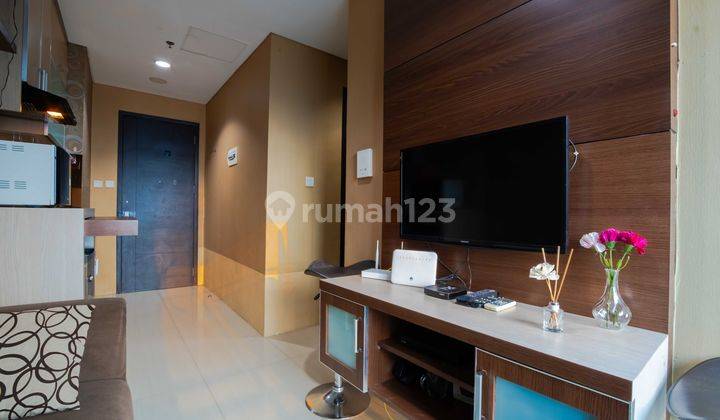 Sewa 2 BR Apartemen Gp Plaza Dekat Rs Bhakti Mulia, Gbk Senayan, Neo Soho, Central Park, Taman Anggrek, Grogol, Jakarta Barat 2