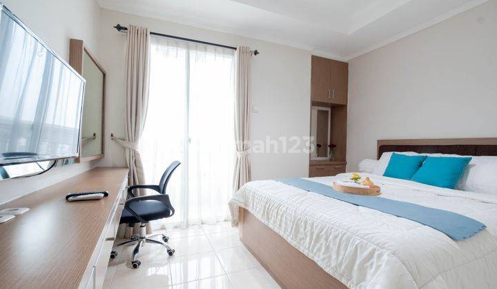 Executive Room 1BR Apartemen The Boulevard Tanah Abang Thamrin 1