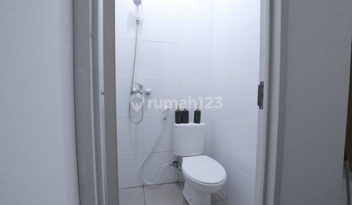 Kos Bulanan Essence Tipe Single Balkon Dekat Ke Halte Transjakarta Sawah Besar 6