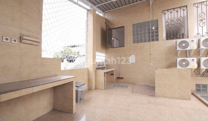 Kos Bulanan Essence Tipe Single Balkon Dekat Ke Halte Transjakarta Sawah Besar 16