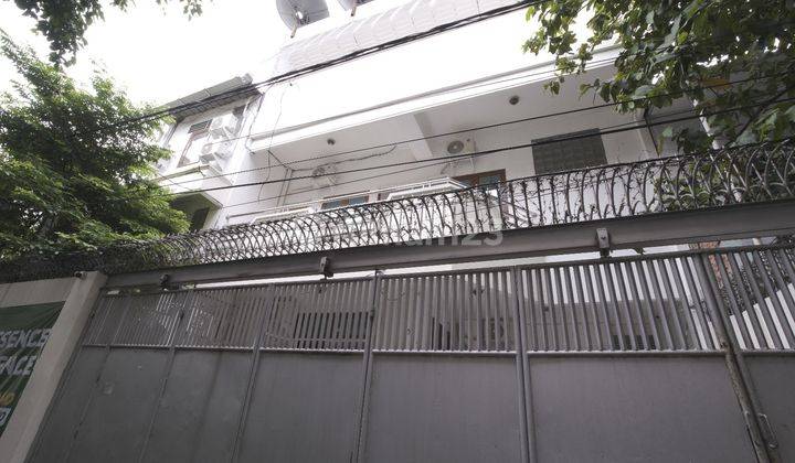 Kos Bulanan Essence Tipe Single Balkon Dekat Ke Halte Transjakarta Sawah Besar 20