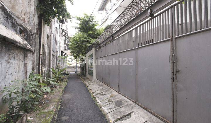Kos Bulanan Essence Tipe Single Balkon Dekat Ke Halte Transjakarta Sawah Besar 24