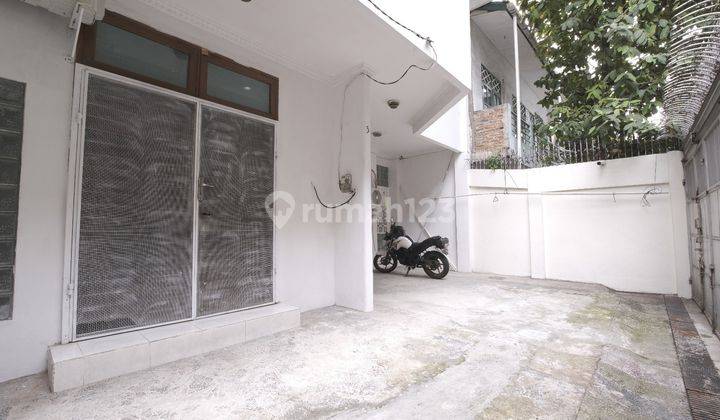 Kos Bulanan Essence Tipe Single Balkon Dekat Ke Halte Transjakarta Sawah Besar 25