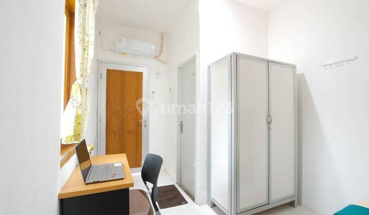 Kost Tamansari Essence Single Balkon Furnished Dekat Lokasari 1