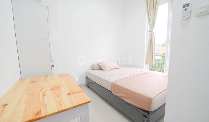 Kost Grogol Cozia House Jendela Balkon Near Stasiun Grogol Sumber Waras 2