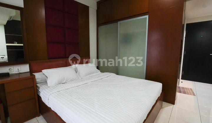 Best Deal! Studio Apartment for Rent in Tamansari Sudirman Setiabudi - Strategic Location, SCBD, Benhil MRT, WTC Sudirman, and Chillax Sudirman. 2