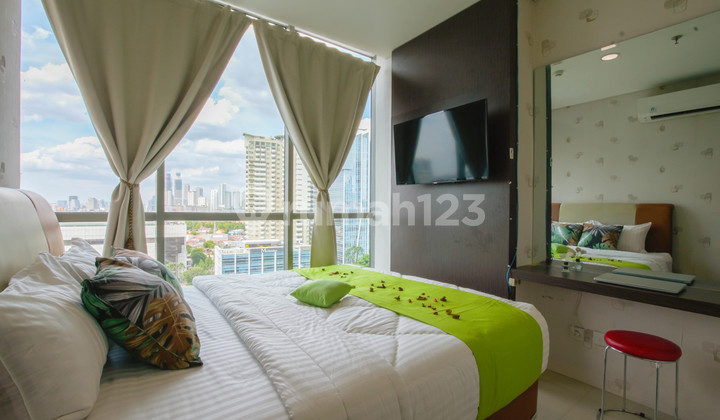 Sewakan Apartemen Siap Huni di The Boulevard 2 BR Furnished Dekat Menara BNI Pejompongan dan IHC Rumah Sakit PELNI 1