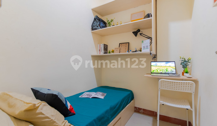 Rent Kost with External Bathroom Ready to Occupy Fully Furnished - Abdihome Kost Capsule Abdi Jelambar Residence Rent Kost with External Bathroom Ready to Occupy Fully Furnished - Abdihome Kost Capsule Abdi Jelambar Residence