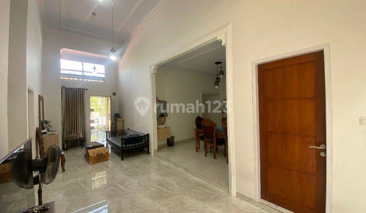 Rumah  cantik, hoek, fully furnished, Shm, jl. Raya tamangapa makassar 2