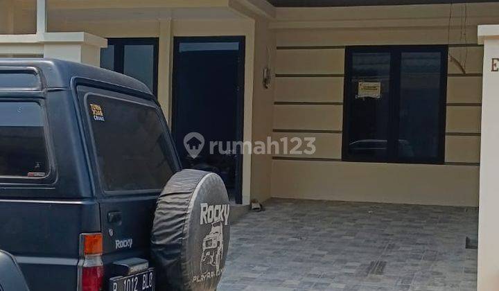 Disewa Rumah Cantik di Perumahan Taman Puspa Citra Raya 1