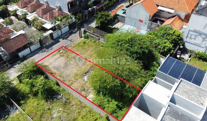 Tanah Area Renon Elit Jalan Dewi Madri, Dekat Merdeka 1