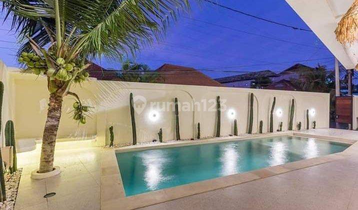 Villa Mediterania canggu pantai berawa tibubeneng kuta 1