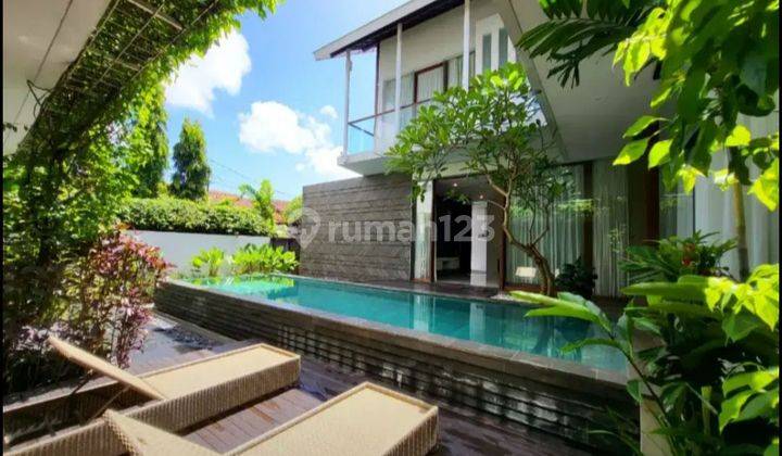 Villa moderen area jimbaran Villa puri gading Kuta selatan 1