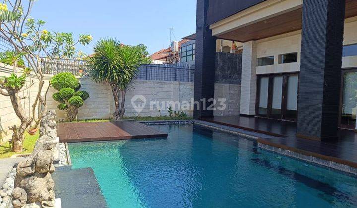 Luxury house in the Renon area in Tukad Barito, Batanghari Denpasar 1