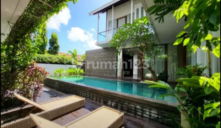 Jual Villa Moderen di Jimbaran Uluwatu Kuta Selatan Bali Jual Villa Moderen di Jimbaran Uluwatu Kuta Selatan Bali