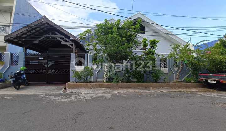 Rumah Lebar 1 Lantai Di Dharmahusada Dekat Galaxy Mall & Kertajaya