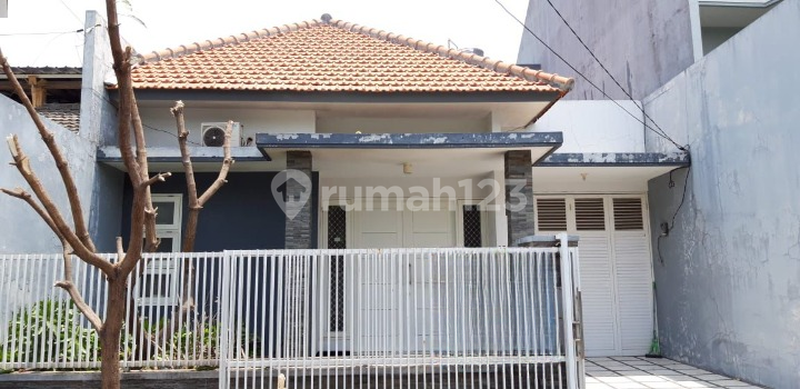 Kutisari Rumah Siap Huni Strategis Lingkungan Nyaman Asri