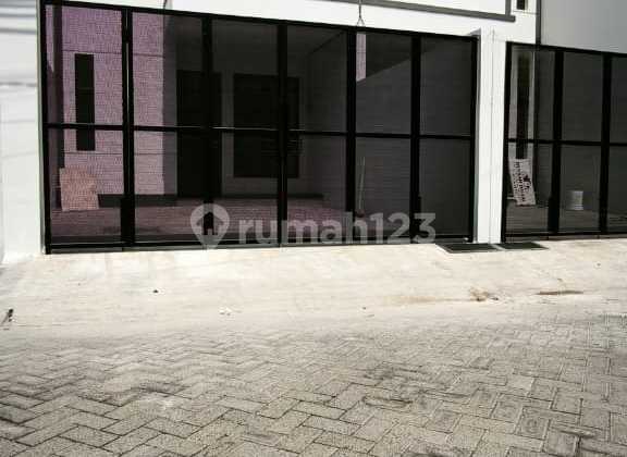 Rumah, 2 Lantai Selangkah Dari Kenjeran Lebak Jaya Rumah, 2 Lantai Selangkah Dari Kenjeran Lebak Jaya