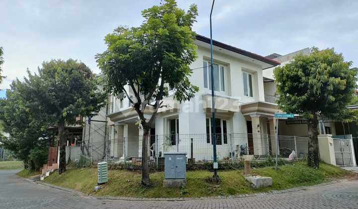House, 2 Floors Ready to Live In Luxury Poll Graha Famili