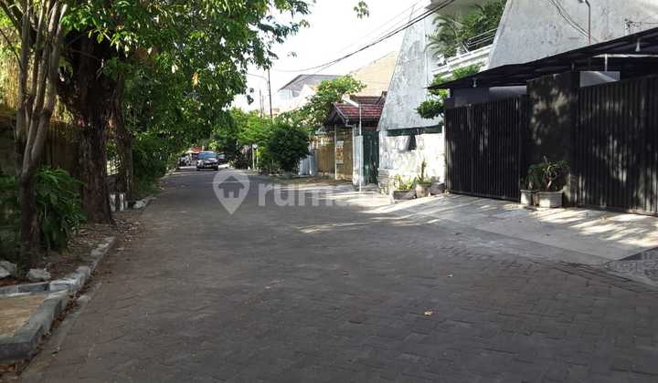 Rare City Center House in Surabaya Under 1 Billion, Area 144M² Rare City Center House in Surabaya Under 1 Billion, Area 144M²