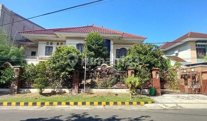 Rumah Mewah Di Rungkut Asri Ada Kolam Ikan Dekat Upn 2