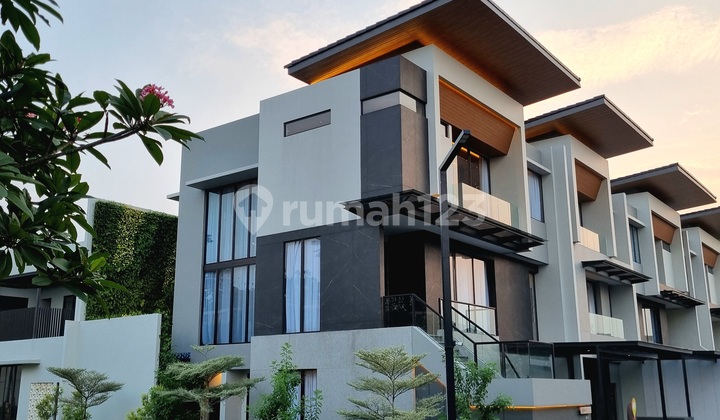 Hanya 1 Menit Ke The Spring Club! Rumah Heron Summarecon Gading Serpong 2