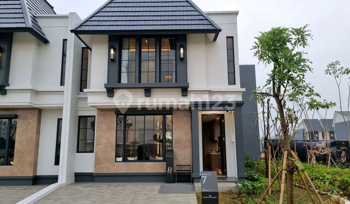 5 Menit Ke Aeon Bsd! Rumah French Style Citra Garden Serpong