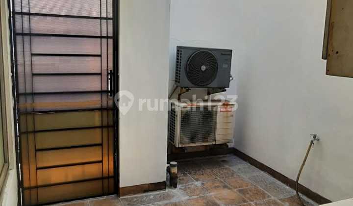 Rumah 3 Lantai Bagus di Kelapa Gading 2