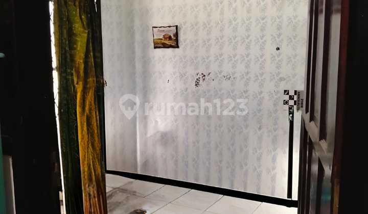 Jual Cepat Rumah Bagus 2Lantai Lokasi Strategis