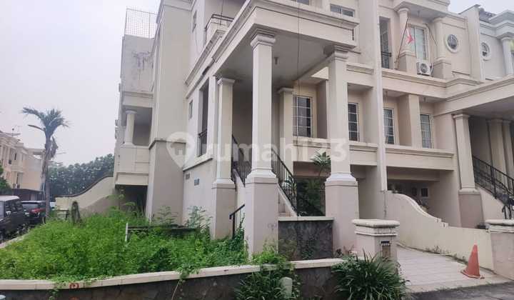 nice 3-storey house in kelapa gading