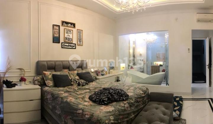 rumah minimalis 3 lantai semi furnished  di sunter  2