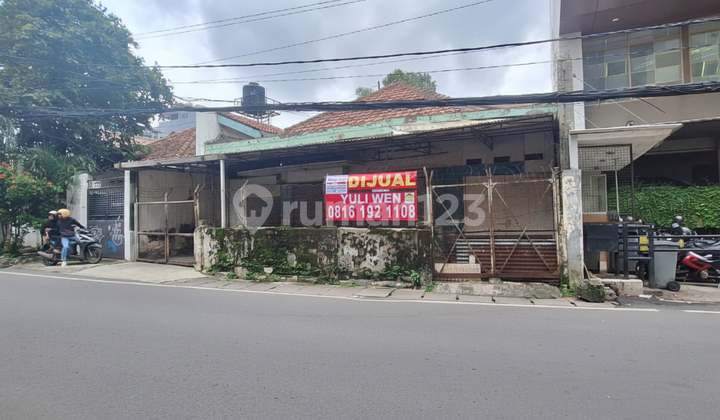 Rumah Standart di Kebon Kacang Jakpus