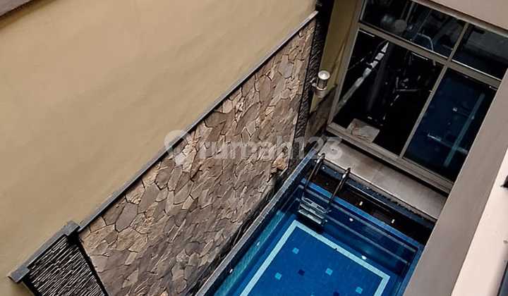 nice 3-story house in a strategic location in Sunter 2