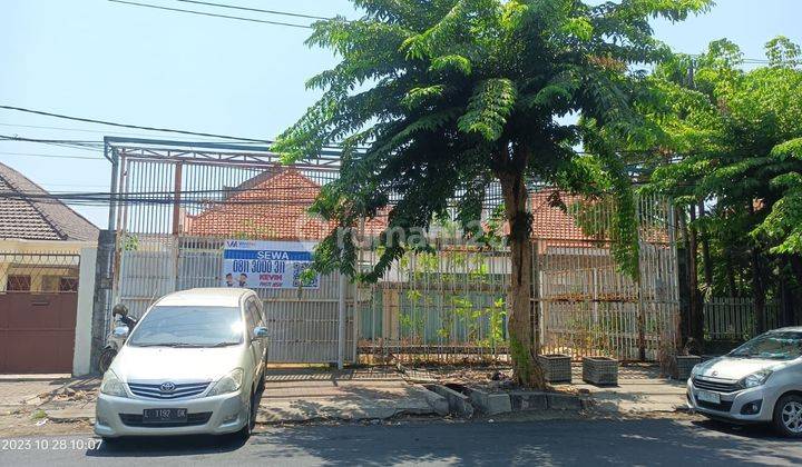 Dijual / Sewa Rumah Usaha Tengah Kota 1