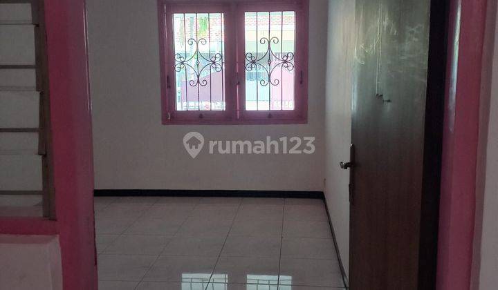 Dijual / Sewa Rumah Bagus Dekat Akses Tol 1