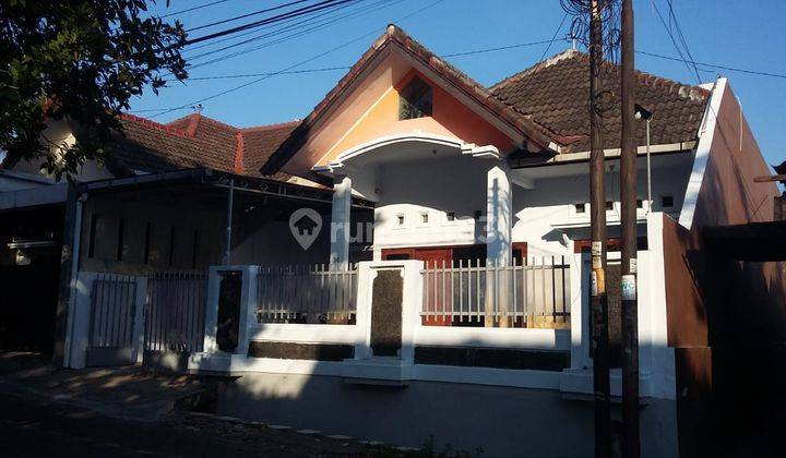 Disewakan Rumah di Jalan Waru Dekat Taman Tirtoagung Tembalang Banyumanik Semarang 1