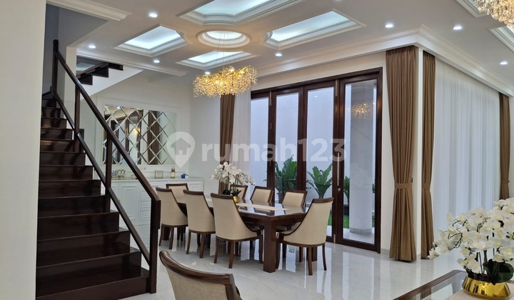 House, 2 Floors, New SHM, Fully Furnished, Boulevard Raya Facing East