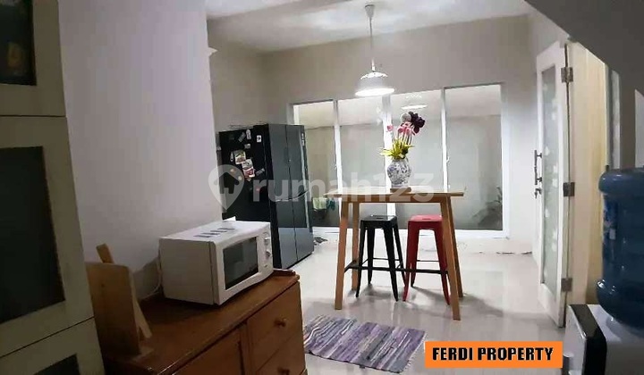 Bu Rumah Bagus Semi Furnished SHM 4 Kamar Tidur Akses 5 Pintu Tol 2
