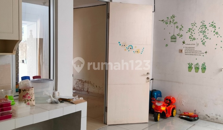 BU Rumah 2 lantai Unfurnished bebas banjir Bukit Golf Cibubur 2