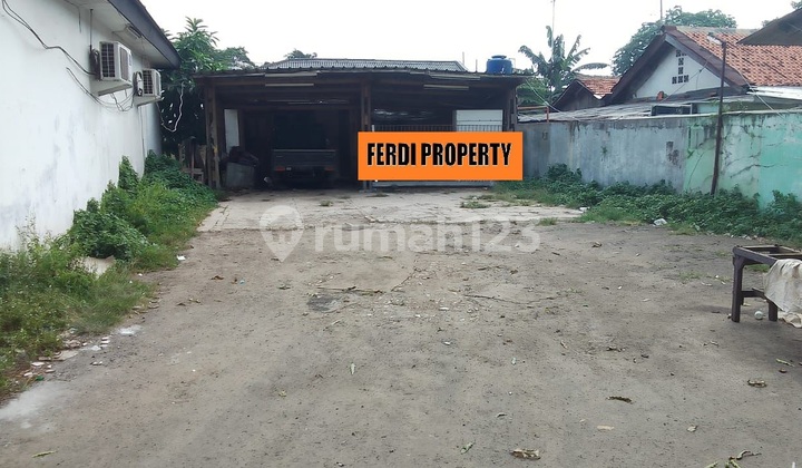 Ruang Usaha Minim Renovasi LT 666 M2 Lokasi Dekat Pasar Munjul Ruang Usaha Minim Renovasi LT 666 M2 Lokasi Dekat Pasar Munjul