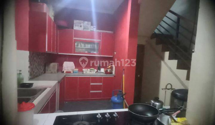 Bu Rumah Sudah Renovasi 4+1 Kamar Tidur Hadap Selatan 2