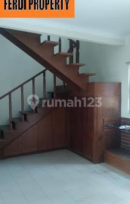 Rumah Unfurnished 2 Lantai Lokasi 2 Menit Toll Jatikarya 2