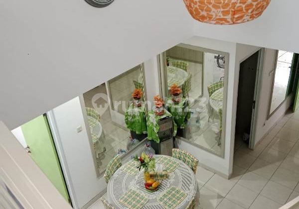 Rumah 2 Lantai Sudah Renovasi Unfurnished di Bukit Golf Riverside 2