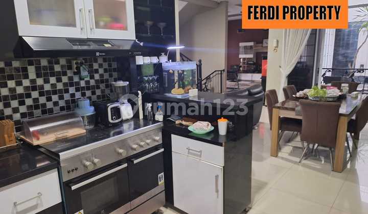 2-Story House Location Boulevard Private Swimming Pool Golf Hill 2