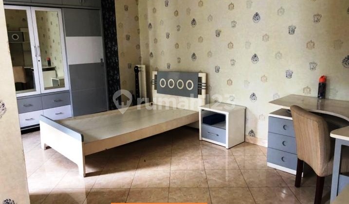 Rumah Kontrakan Hook Bagus SHM Semi Furnished 5 Kamar Tidur 2
