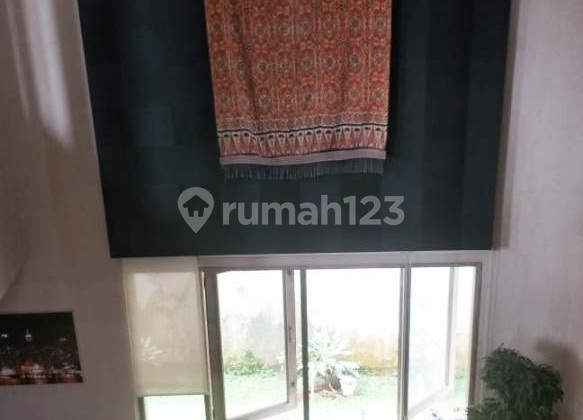 Rumah, 2 Lantai, SHM Depan Taman 6+2 Kamar Tidur Bebas Banjir 2