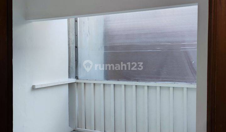 Rumah Bagus 2 Lantai Rapi Cozy Akses 5 Pintu Toll Bebas Macet 2