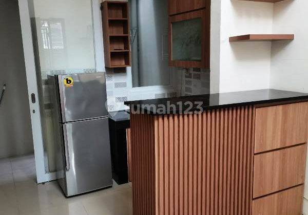 Rumah 2 Lantai Sudah Renovasi 4 kamar tidur semi furnish  2