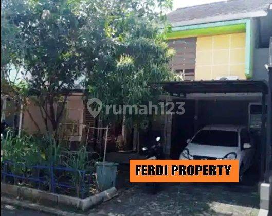 Rumah Sudah Renovasi 3+1 kamar tidur lingkungan nyaman rapi  2