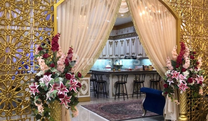 Bu Rumah Bagus Furnished SHM Rapi Model Timur Tengah